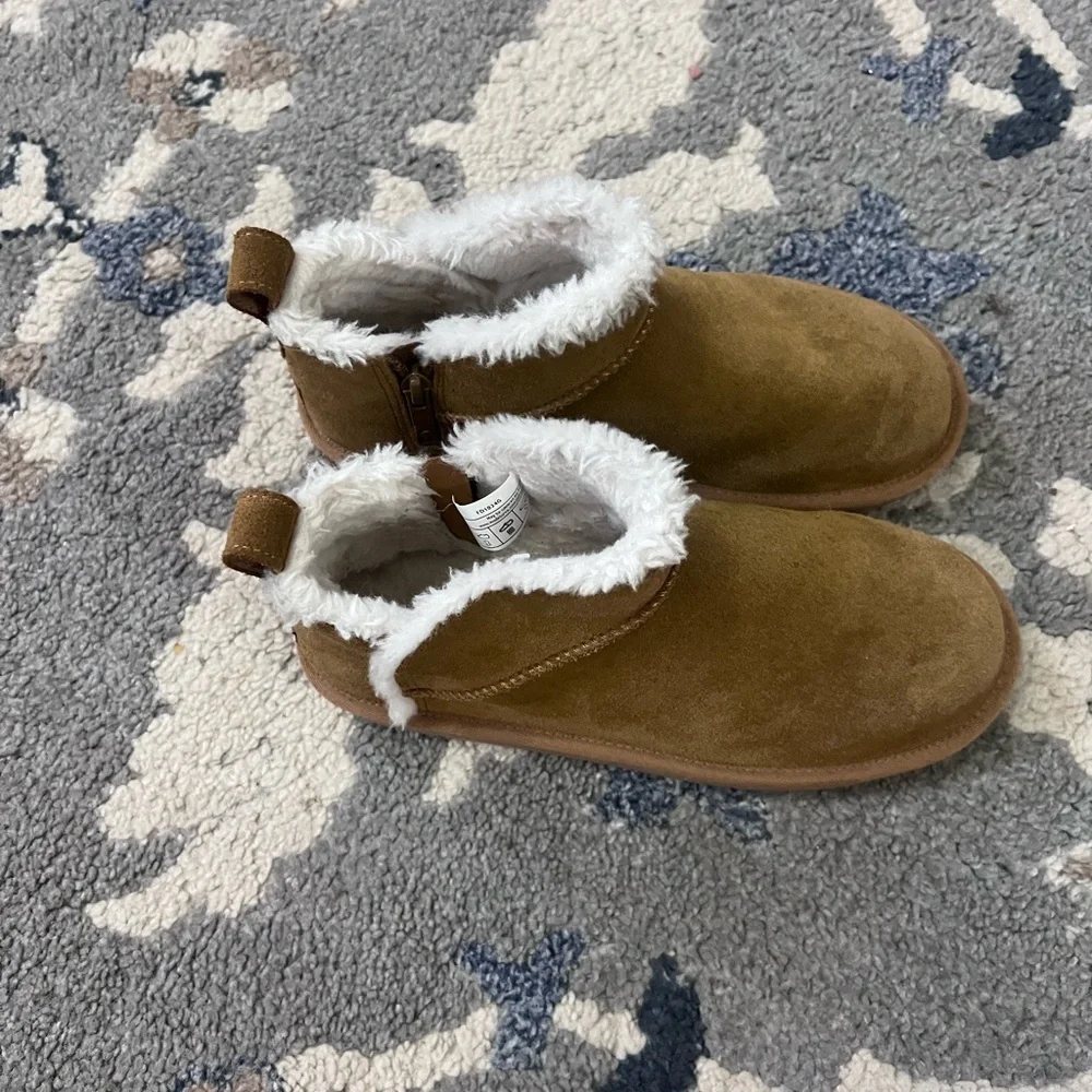 Uggs kookaburra